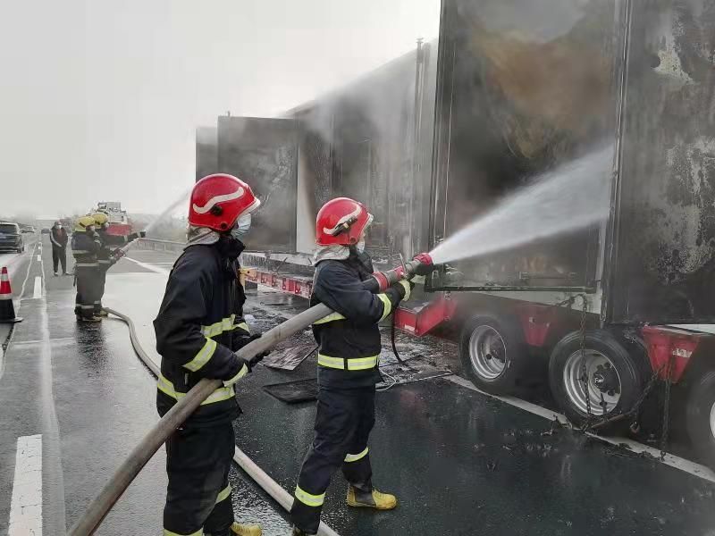 鋰<a href='http://www.lztzps.com' title='電池貨運(yùn)' >電池貨運(yùn)</a>